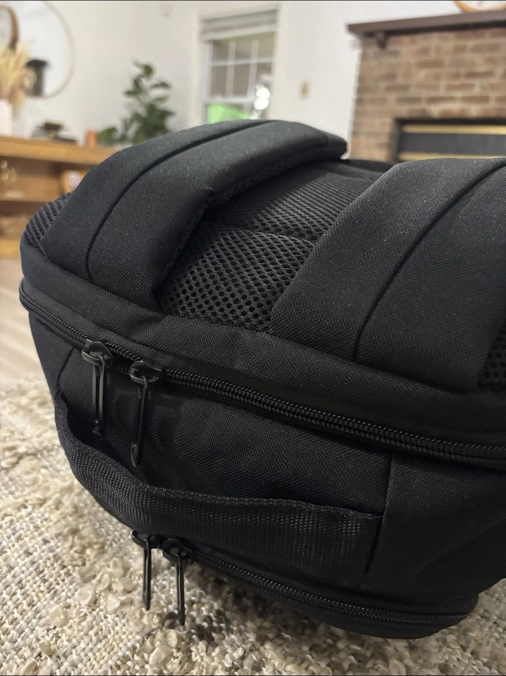 Solo New York‎ Code   Black Men's Tech Backpack